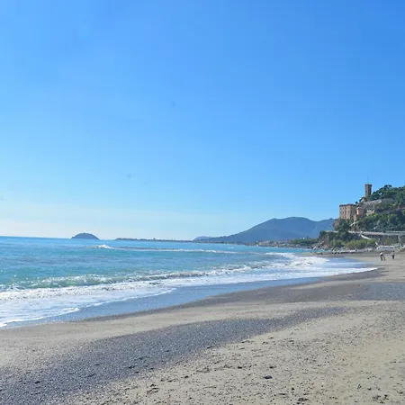 Papaveri Sul Mare By World *